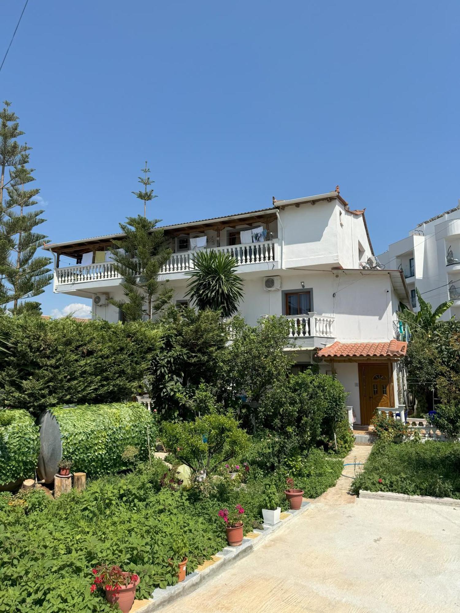 Garden Villa Veli Ksamil Eksteriør bilde